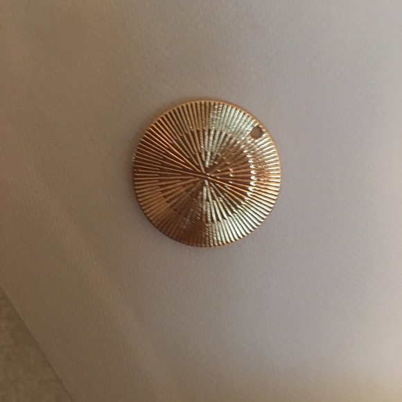 Brooch - Picture 2 of 3